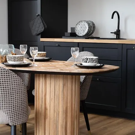 Immeuble H4 - Cozy & Comfortable Stay La Fleche Exterior photo