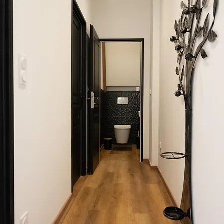 Immeuble H4 - Cozy & Comfortable Stay La Fleche Exterior photo